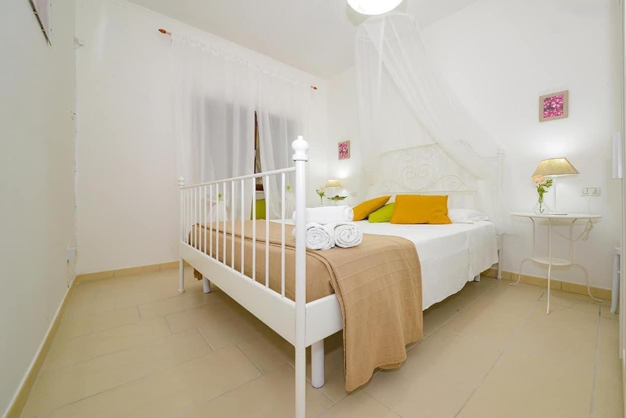 B&B Villa Pacifica Пешичи Екстериор снимка